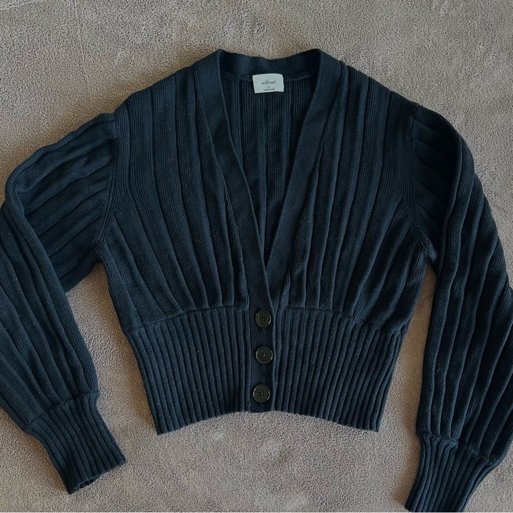 Wilfred Black Plunged Cardigan size S